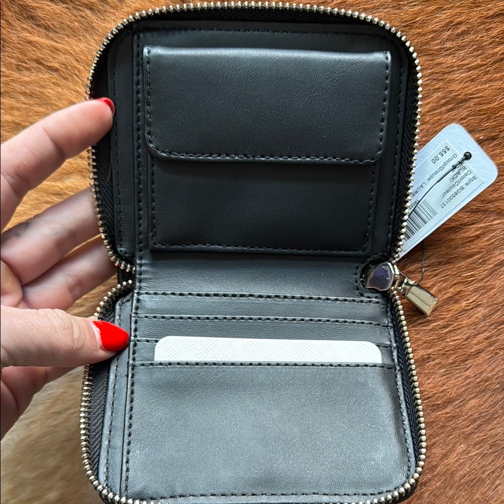NWT - GUESS Black Zip Wallet with gold hardware - Picture 3 of 5